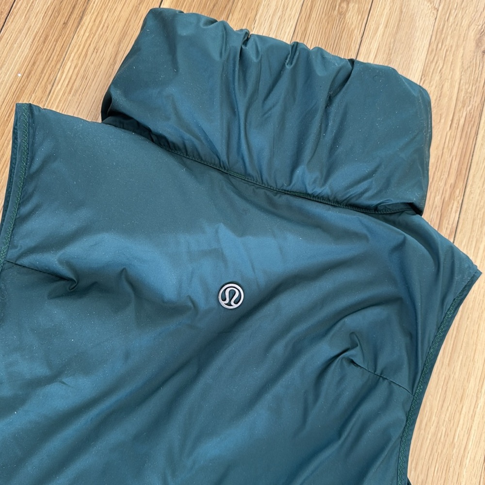 Lululemon forest green light weight polyester filled vest size 6 - Picture 7 of 12